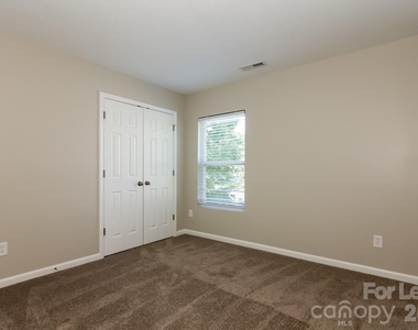 1630 Ledson Court - Photo Thumbnail 10