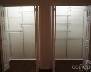 3537 Warp Street - Photo Thumbnail 11