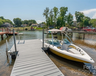 108 Surfside Lane - Photo Thumbnail 32