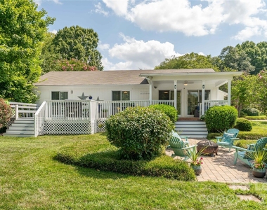 108 Surfside Lane - Photo Thumbnail 26