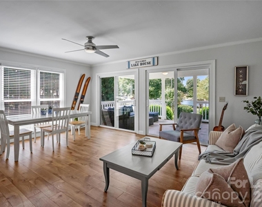 108 Surfside Lane - Photo Thumbnail 15
