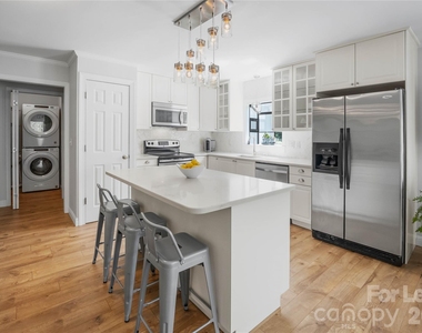 108 Surfside Lane - Photo Thumbnail 8