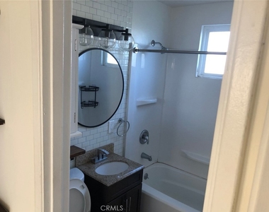11572 Braddock - Photo Thumbnail 4