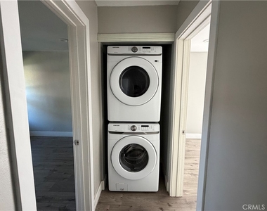 2852 Exposition Boulevard - Photo Thumbnail 26