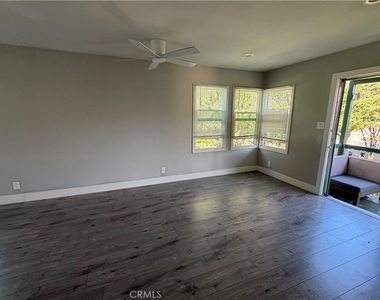 2852 Exposition Boulevard - Photo Thumbnail 17