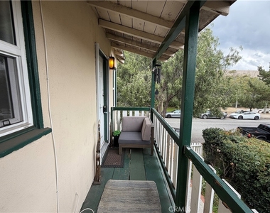 2852 Exposition Boulevard - Photo Thumbnail 13