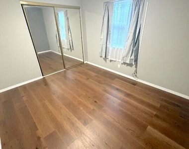 1503 W Adams Boulevard - Photo Thumbnail 16