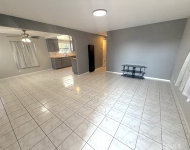 1503 W Adams Boulevard - Photo Thumbnail 1