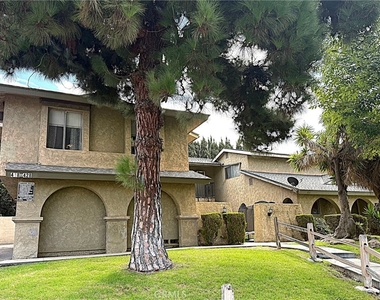 420 E Blueridge Avenue - Photo Thumbnail 19