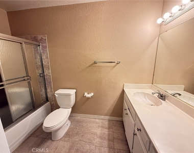 420 E Blueridge Avenue - Photo Thumbnail 13
