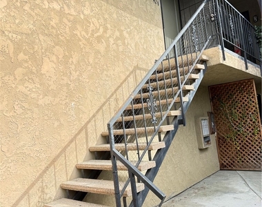 420 E Blueridge Avenue - Photo Thumbnail 21