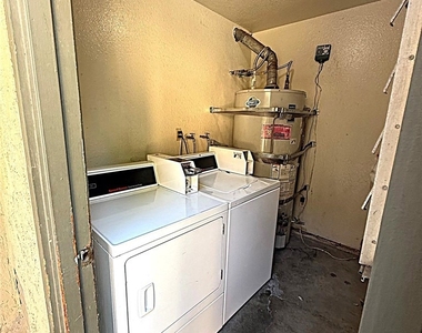 420 E Blueridge Avenue - Photo Thumbnail 20