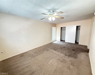 420 E Blueridge Avenue - Photo Thumbnail 17