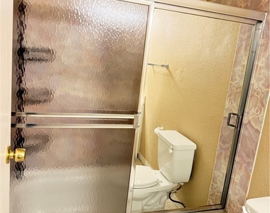 420 E Blueridge Avenue - Photo Thumbnail 14