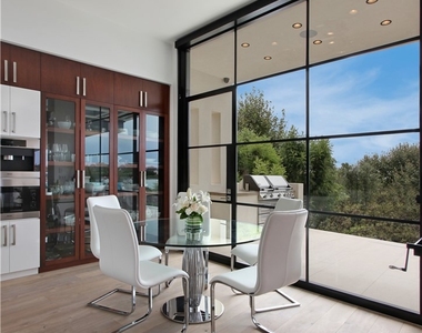 350 Evening Canyon Road - Photo Thumbnail 8