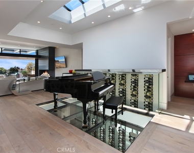 350 Evening Canyon Road - Photo Thumbnail 12
