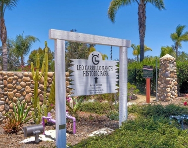 6057 Paseo Carreta - Photo Thumbnail 33