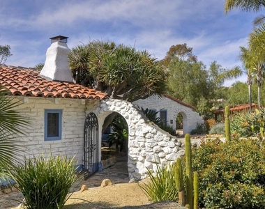 6057 Paseo Carreta - Photo Thumbnail 30