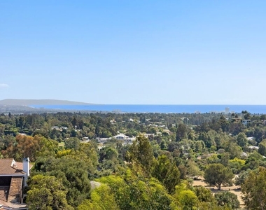 1744 Correa Way - Photo Thumbnail 11