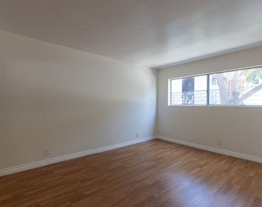 1338 14th Street - Photo Thumbnail 12