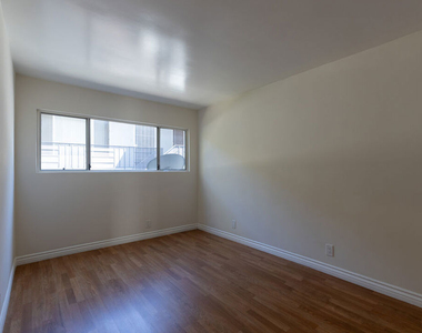 1338 14th Street - Photo Thumbnail 7