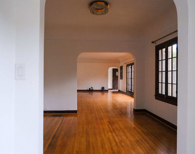 5114 Edgewood Place - Photo Thumbnail 5