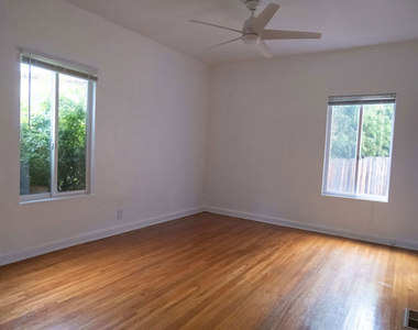 5114 Edgewood Place - Photo Thumbnail 15