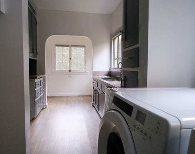 5114 Edgewood Place - Photo Thumbnail 4