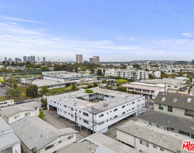 1295 Federal Avenue - Photo Thumbnail 4