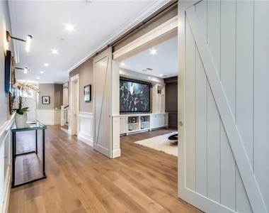 4710 Noeline Avenue - Photo Thumbnail 17