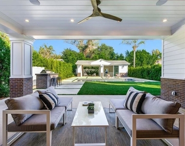4710 Noeline Avenue - Photo Thumbnail 9