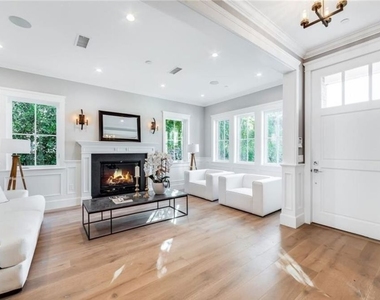 4710 Noeline Avenue - Photo Thumbnail 15