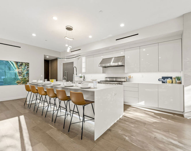 1847 Coldwater Canyon Drive - Photo Thumbnail 6