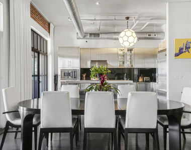 1645 Vine Street - Photo Thumbnail 7