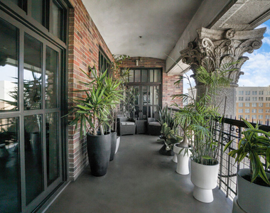 1645 Vine Street - Photo Thumbnail 17