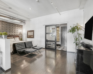 1645 Vine Street - Photo Thumbnail 18