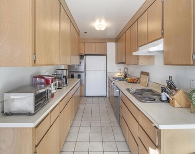 8263 Camino Del Oro - Photo Thumbnail 15