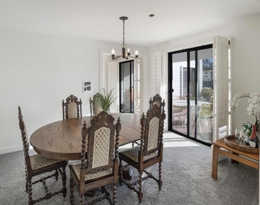 8263 Camino Del Oro - Photo Thumbnail 14