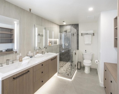 8263 Camino Del Oro - Photo Thumbnail 10