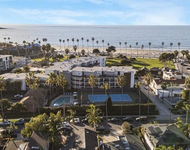 8263 Camino Del Oro - Photo Thumbnail 17