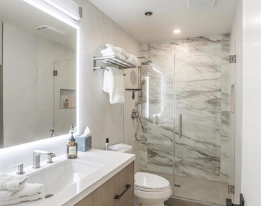 8263 Camino Del Oro - Photo Thumbnail 13