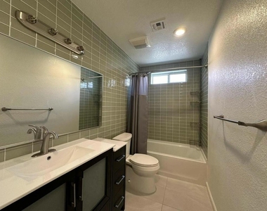 30925 Avenida Juarez - Photo Thumbnail 12