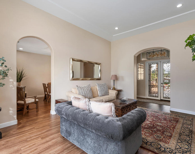 79185 Montego Bay Drive - Photo Thumbnail 6