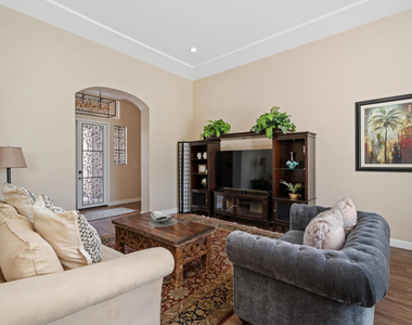 79185 Montego Bay Drive - Photo Thumbnail 5