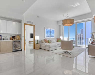 3100 N Ocean Dr - Photo Thumbnail 1