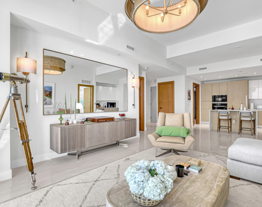 3100 N Ocean Dr - Photo Thumbnail 5