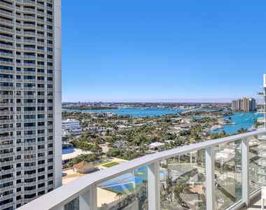 3100 N Ocean Dr - Photo Thumbnail 4