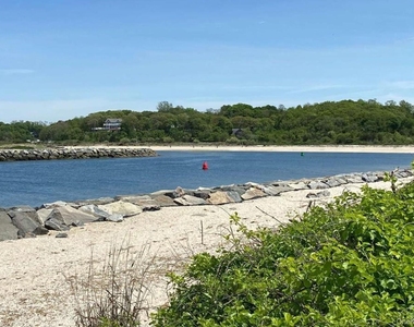 190 Jackson Landing - Photo Thumbnail 16