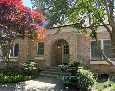 190 Jackson Landing - Photo Thumbnail 2