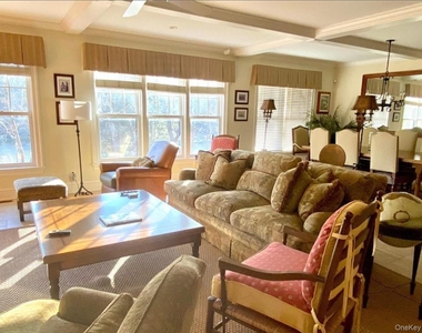 190 Jackson Landing - Photo Thumbnail 4